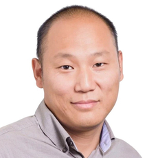 Югай Антон Меликсович, невролог