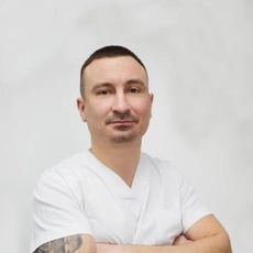 Валенза Константин Олегович, стоматолог-терапевт