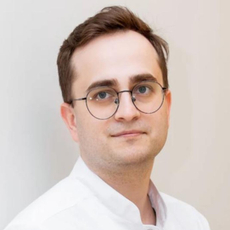 Слесаренко Вадим Евгеньевич, травматолог