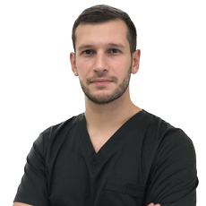 Комисарук Геворг Борисович, стоматолог-терапевт