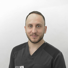 Боронин Артём Владимирович, стоматолог-хирург
