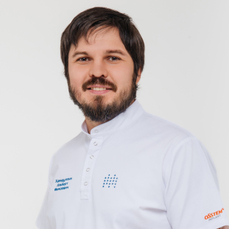 Хамидуллин Альберт Фанизович, стоматолог-хирург