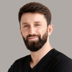 Гурьялов Мурад Низамутдинович, стоматолог-ортопед