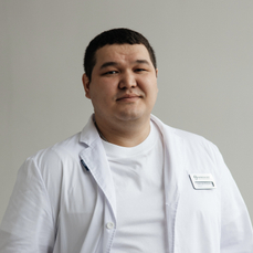 Топоев Владислав Олегович, флеболог