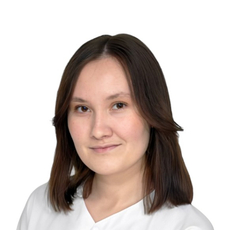 Снегирева Ангелина Андреевна, стоматолог-хирург