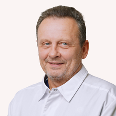 Ивах Евгений Николаевич, пародонтолог