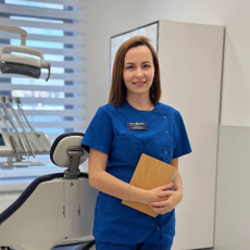 Захарова Юлия Васильевна, ортодонт