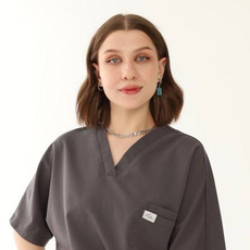 Пируева Арина Максимовна, стоматолог-ортопед