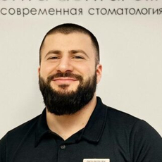 Мамедли Фариз Аламдарович, стоматолог-хирург