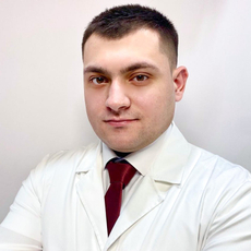 Клейменов Артем Андреевич, стоматолог-хирург