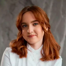 Рогозная Екатерина Евгеньевна, стоматолог-терапевт