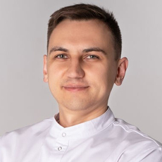 Алексеев Артём Васильевич, стоматолог-хирург