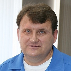 Мойся Николай Николаевич, стоматолог-хирург