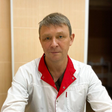 Клыков Эдуард Николаевич, хирург