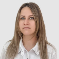 Черникова Елена Романовна, стоматолог-терапевт