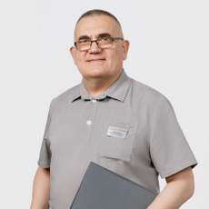 Якубовский Сергей Леонидович, стоматолог-хирург