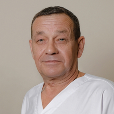 Белоусов Валерий Дмитриевич, стоматолог-хирург
