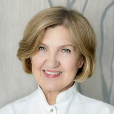 Малкова Елена Викторовна, стоматолог-хирург