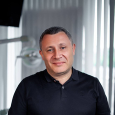 Аветисян Армен Араевич, стоматолог-терапевт