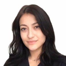 Озова (Аккаева) Асият Зарифовна, стоматолог-терапевт