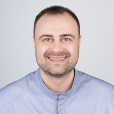 Авриченко Максим Геннадьевич, стоматолог-ортопед