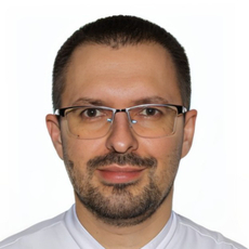 Кузнецов Роман Александрович, стоматолог-терапевт
