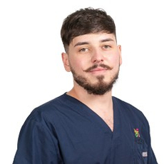 Завьялов Даниил Николаевич, детский массажист