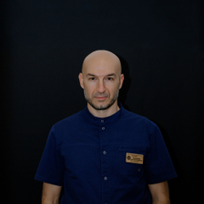 Ткаченко Александр Валерьевич, стоматолог-терапевт