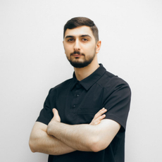 Аперян Артём Павлович, стоматолог-терапевт