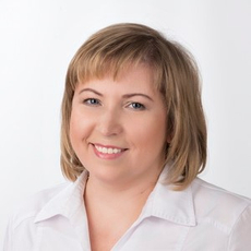 Поскотинова Юлия Вячеславовна, ортодонт