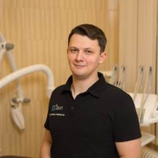 Удальцов Александр Сергеевич, стоматолог-терапевт