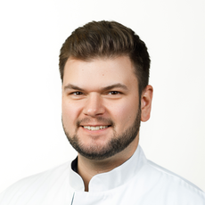 Савенков Данила Анатольевич, эндоваскулярный хирург
