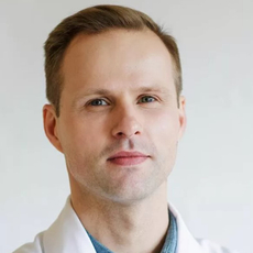 Маяков Алексей Александрович, пластический хирург