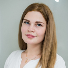 Земцовская Анастасия Васильевна, стоматолог-терапевт