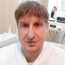 Безручко Виталий Викторович, стоматолог-терапевт