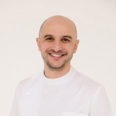 Хухуа Георгий Амеранович, стоматолог-ортопед