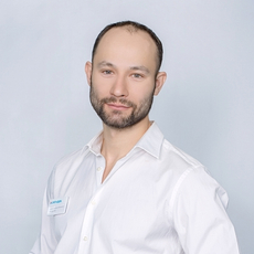 Кравченко Александр Владимирович, инструктор ЛФК