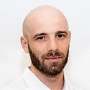 Жабелов Руслан Оюсович, хирург