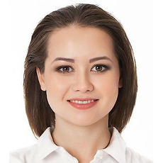 Баженова (Саяхова) Алина Радековна, стоматолог-терапевт