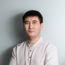 Усмонов Улугбек Шодмонович, стоматолог-терапевт