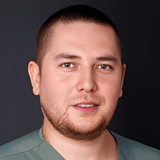 Рахматуллин Динар Завдатович, стоматолог-хирург