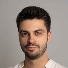 Гарбузов Роман Владимирович, стоматолог-ортопед