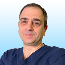 Акунц Давид Зелимханович, стоматолог-хирург