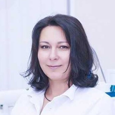 Титова Анна Александровна, стоматолог-терапевт