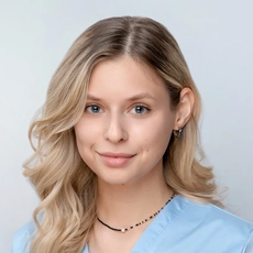 Белашова (Дьяченко) Полина Николаевна, стоматолог-терапевт