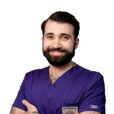 Оганнисян Айк Тигранович, стоматолог-ортопед