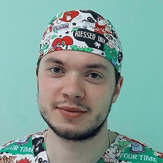 Красный Сергей Сергеевич, стоматолог-терапевт