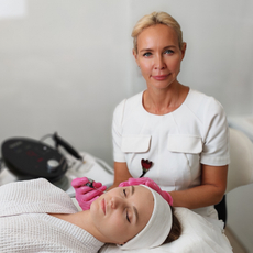 Кузнецова Елена Дмитриевна, врач-косметолог