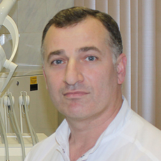 Матаев Асланбек Ризванович, стоматолог-ортопед