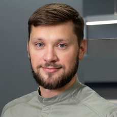 Захаров Валентин Александрович, стоматолог-ортопед